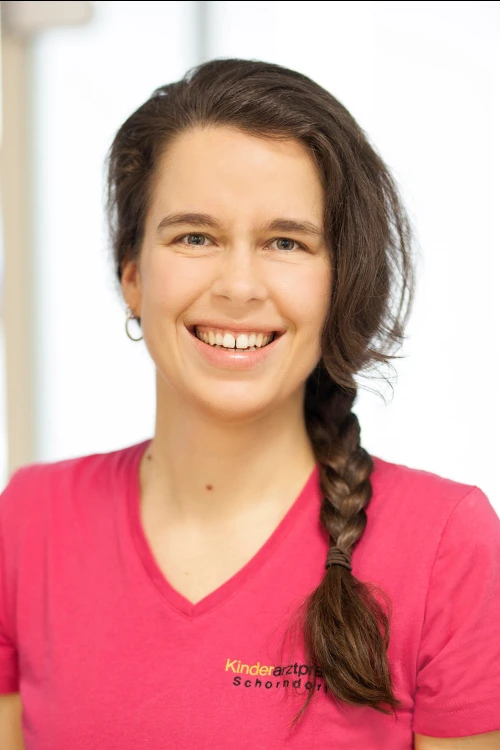 Portraitfoto von Alisa Bernhard